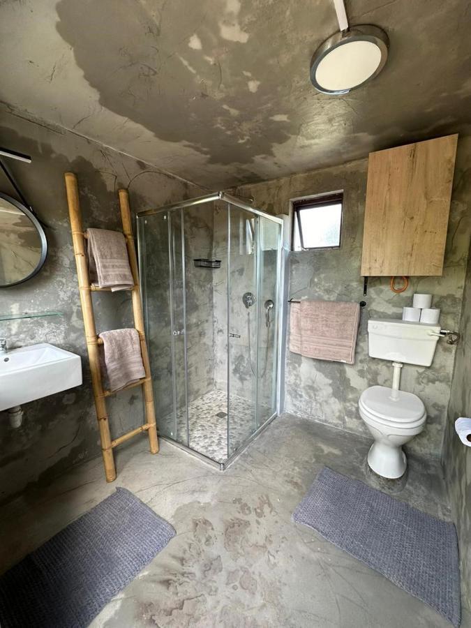 Ostrich Cottage At Les Wings Private Game Farm Groot-Jongensfontein Εξωτερικό φωτογραφία